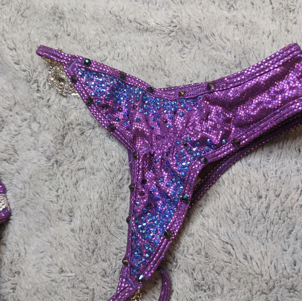 Angels competition bikini - Picture 2 of 7